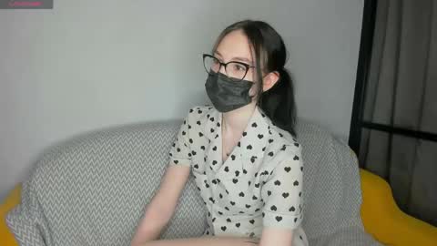 Snapshot of jenayorteg chatting on May 2026 12:48:02 AM Molly online show from May 2026 12:48:02 AM