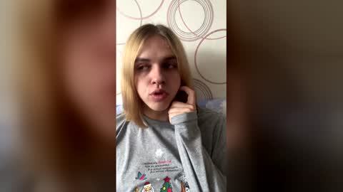 jenialove online show from March 2026 08:43:01 AM
