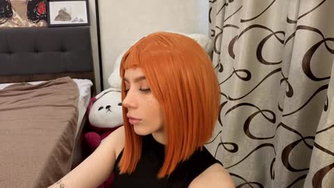 Dolly online show from September 2025 01:44:02 PM