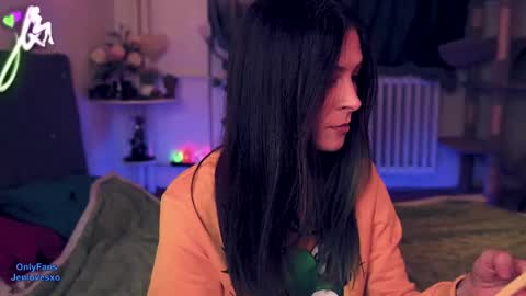 Snapshot of jeniferlovex chatting on February 2025 08:13:02 PM jeniferlovex online show from February 2025 08:13:02 PM