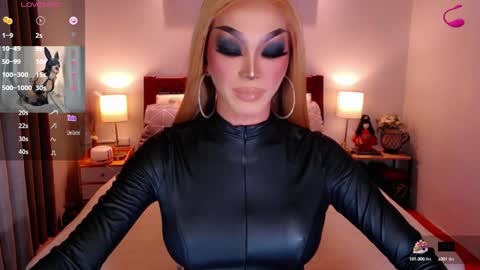 Queen Jenifer online show from January 2025 07:53:02 PM