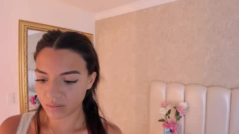 Samanta online show from November 2025 05:12:01 PM