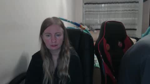 JenisAndPeter online show from September 2025 07:59:02 PM