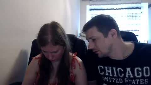 Snapshot of jenisandpeter chatting on July 2026 06:27:01 AM JenisAndPeter online show from July 2026 06:27:01 AM