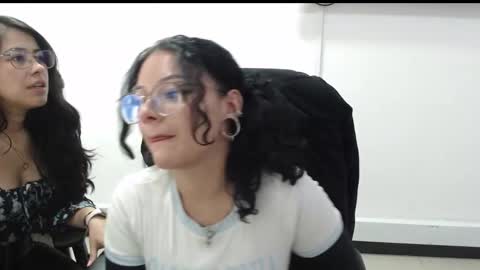 Snapshot of jenn_cg chatting on September 2025 04:40:01 PM jenn online show from September 2025 04:40:01 PM