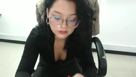 Snapshot of jenn_cg chatting on September 2025 08:55:02 PM jenn online show from September 2025 08:55:02 PM