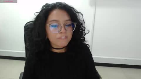 Snapshot of jenn_cg chatting on October 2025 09:22:01 PM jenn online show from October 2025 09:22:01 PM