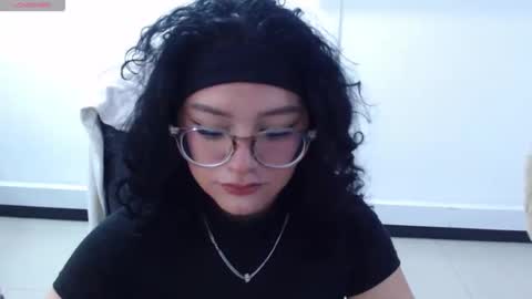 Snapshot of jenn_cg chatting on October 2025 05:39:01 PM jenn online show from October 2025 05:39:01 PM