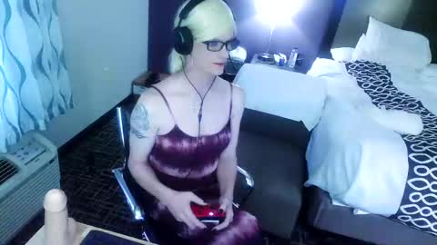 Jenna Cross online show from December 2024 10:05:01 PM