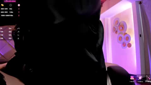 Snapshot of jennaolson chatting on March 2025 09:43:01 PM Jenna Olson online show from March 2025 09:43:01 PM