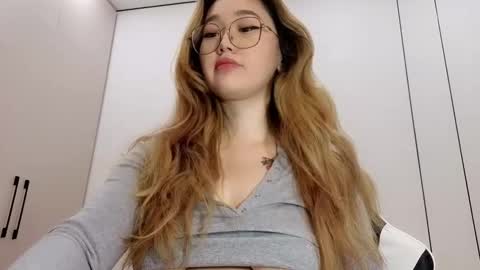 JENNA online show from December 2025 05:16:01 AM