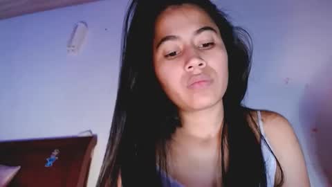 jenner_lena online show from April 2026 07:53:01 AM