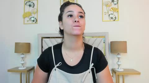 jenner_madison online show from June 2026 11:35:01 AM
