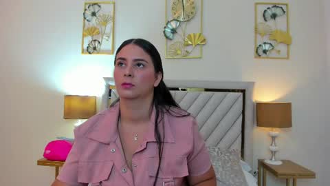 Snapshot of jenner_madison chatting on July 2026 12:01:01 PM jenner_madison online show from July 2026 12:01:01 PM