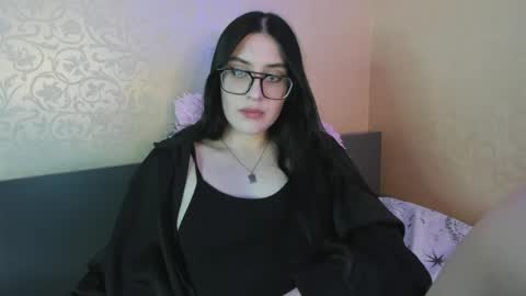 Helen online show from May 2026 08:48:02 PM