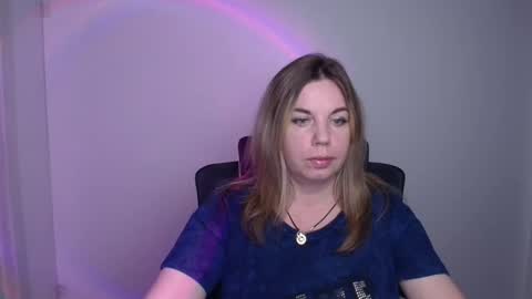 Jennifer online show from September 2025 06:08:02 PM