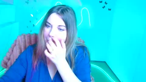 Jennifer online show from March 2026 07:15:01 AM