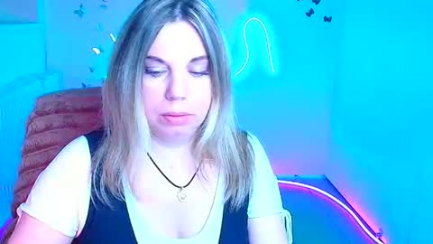 Jennifer online show from April 2026 06:41:02 AM