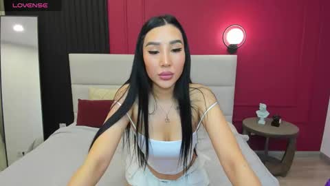 Snapshot of jennifer_munoz chatting on November 2025 01:53:01 AM Jennifer online show from November 2025 01:53:01 AM