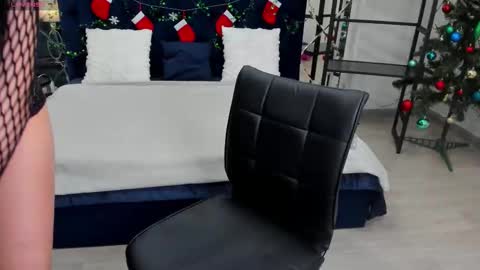 Jennifer online show from January 2026 01:30:01 AM