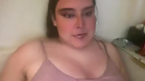 Snapshot of jennifer_robbie chatting on June 2026 04:15:01 AM jennifer_robbie online show from June 2026 04:15:01 AM