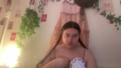 Snapshot of jennifer_robbie chatting on June 2026 03:00:02 AM jennifer_robbie online show from June 2026 03:00:02 AM