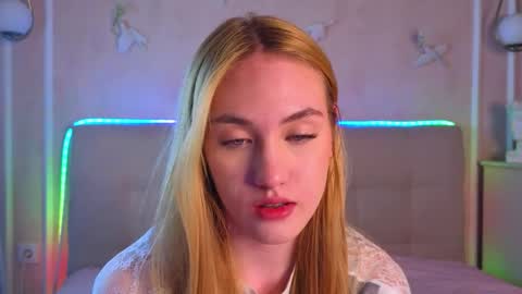 Snapshot of jennifercamprell chatting on April 2026 07:30:02 PM jennifercamprell online show from April 2026 07:30:02 PM