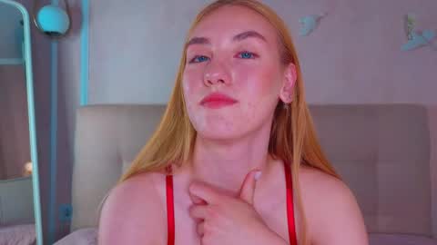Snapshot of jennifercamprell chatting on April 2026 10:14:02 PM jennifercamprell online show from April 2026 10:14:02 PM