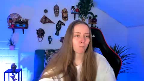 Jennifer online show from June 2026 08:12:02 PM
