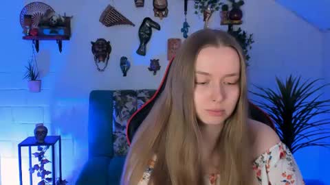 Jennifer online show from June 2026 09:58:01 PM