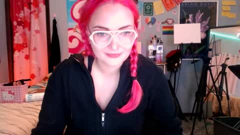 Snapshot of jennifergwen chatting on October 2025 12:57:01 AM Jennifer Gwen online show from October 2025 12:57:01 AM