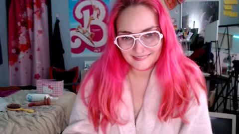 Snapshot of jennifergwen chatting on December 2025 02:30:01 AM Jennifer Gwen online show from December 2025 02:30:01 AM