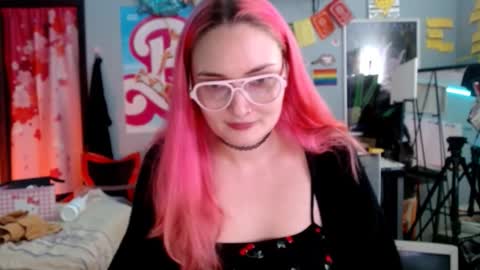 Snapshot of jennifergwen chatting on December 2025 02:17:01 AM Jennifer Gwen online show from December 2025 02:17:01 AM