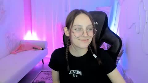 jenniferkiim online show from January 2026 05:27:02 PM