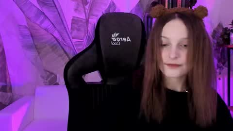 jenniferkiim online show from February 2026 11:46:02 AM