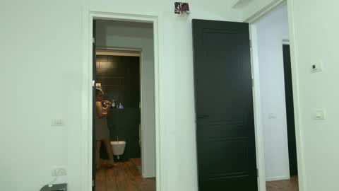 Jenny online show from December 2025 08:51:01 PM