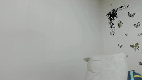 jenniferloveyou online show from April 2026 04:40:02 PM