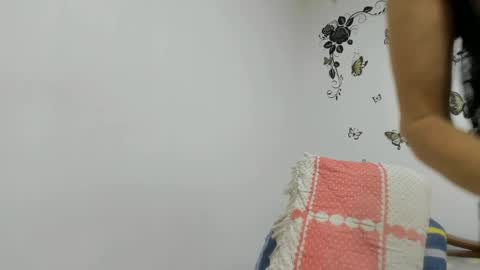 Snapshot of jenniferloveyou chatting on May 2026 04:57:04 PM jenniferloveyou online show from May 2026 04:57:04 PM