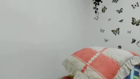 Snapshot of jenniferloveyou chatting on May 2026 11:21:01 PM jenniferloveyou online show from May 2026 11:21:01 PM