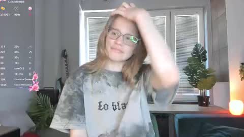 Snapshot of jenniferrakow chatting on June 2026 08:34:01 AM Sofia online show from June 2026 08:34:01 AM