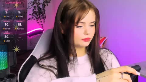 Jenni online show from December 2024 12:29:02 PM