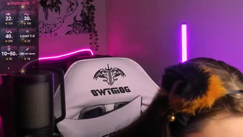 Jenni online show from December 2024 09:24:02 PM