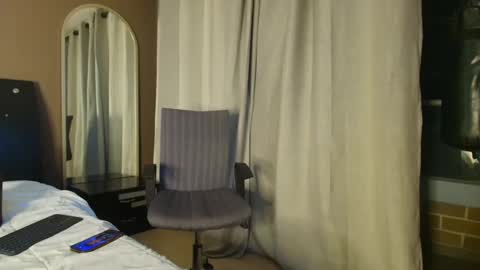 Snapshot of jennmullatta_ chatting on February 2025 03:12:01 AM Jenn online show from February 2025 03:12:01 AM