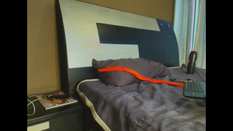 Snapshot of jennmullatta_ chatting on February 2025 07:10:02 PM Jenn online show from February 2025 07:10:02 PM