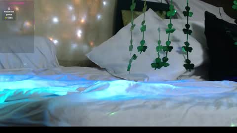 Snapshot of jenny5thavenue chatting on March 2026 01:10:02 AM JENNY online show from March 2026 01:10:02 AM