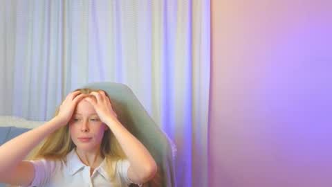 Snapshot of jenny_angelok chatting on November 2025 10:05:01 AM Next broadcast on December 05 subject to change online show from November 2025 10:05:01 AM