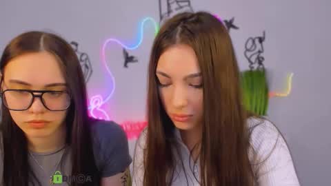 Snapshot of jenny_donne chatting on February 2026 06:13:01 AM jenny_donne online show from February 2026 06:13:01 AM