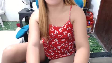 Snapshot of jenny_fromphil chatting on February 2025 01:51:01 AM Jenny online show from February 2025 01:51:01 AM