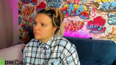 Jenny online show from November 2025 01:08:01 AM