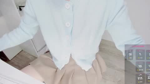 jenny_p2 online show from October 2025 12:38:01 PM